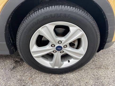 Used 2015 Ford Escape SE FWD image 7