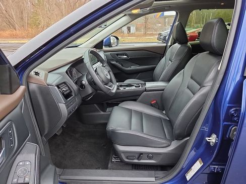 Certified 2023 Nissan Rogue SL w/ SL Premium Package AWD/4WD image 14