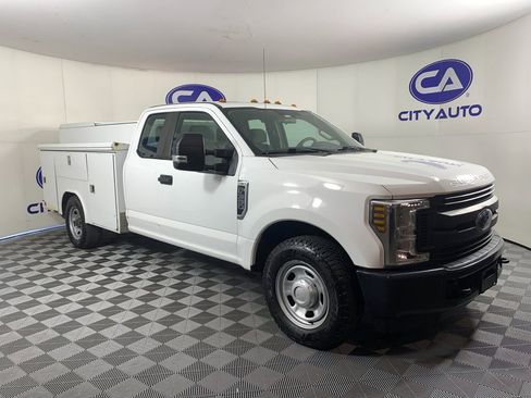 Used 2019 Ford F350 XL w/ Power Equipment Group RWD image 1