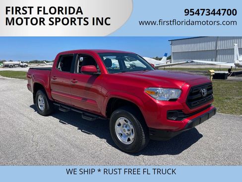 Used 2017 Toyota Tacoma SR image 1