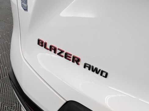 Used 2024 Chevrolet Blazer LT w/ Redline Edition image 12