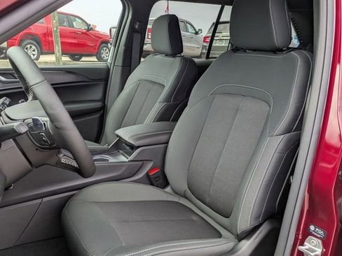 New 2026 Jeep Grand Cherokee Laredo X AWD/4WD image 12