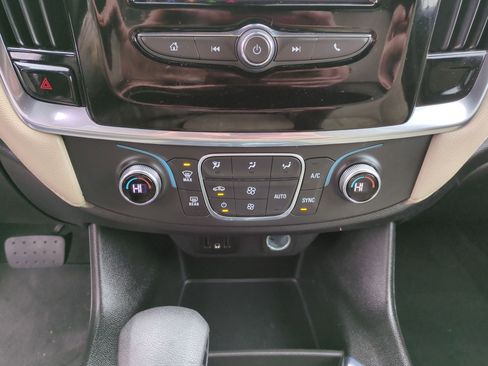 Certified 2023 Chevrolet Traverse LS w/ Safety Package image 11