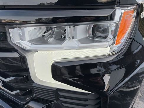 Used 2023 Chevrolet Silverado 1500 RST image 13