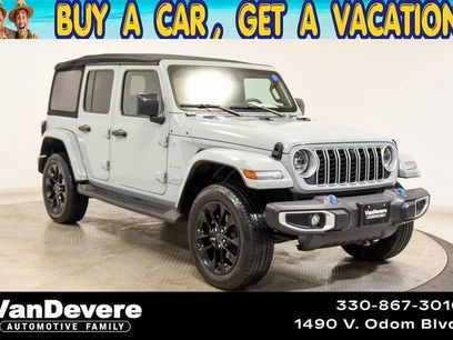 Used 2024 Jeep Wrangler Unlimited Sahara w/ Technology Group