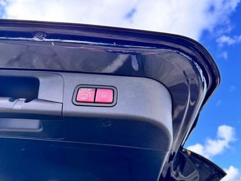 Certified 2024 Mercedes-Benz GLB 250 4MATIC image 25