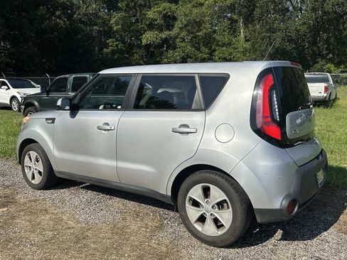 Used 2014 Kia Soul FWD image 8