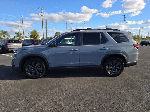 Certified 2023 Honda Pilot Sport image 5