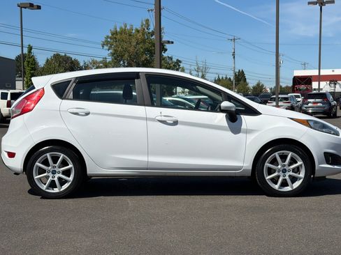Used 2019 Ford Fiesta SE w/ Equipment Group 201A FWD image 3