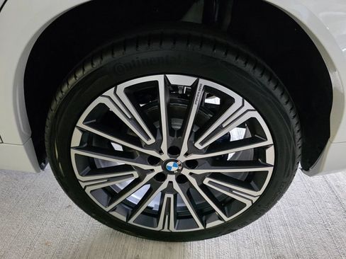 New 2026 BMW X2 xDrive28i w/ Technology Package AWD/4WD image 6
