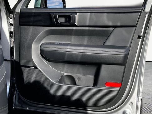 Used 2025 Hyundai Santa Fe Calligraphy image 24