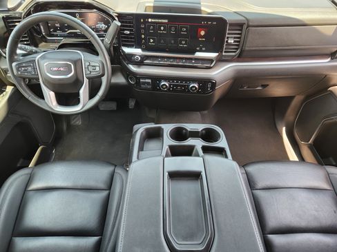Used 2025 GMC Sierra 1500 SLT AWD/4WD image 24