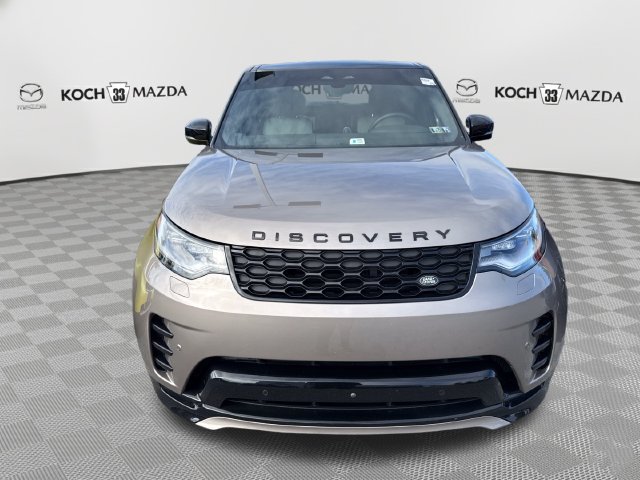 Used 2024 Land Rover Discovery Dynamic SE AWD/4WD image 2