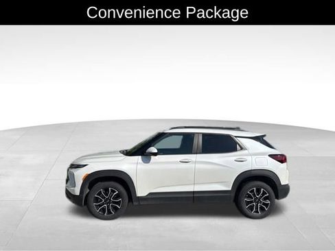 Certified 2025 Chevrolet TrailBlazer ACTIV w/ Convenience Package AWD/4WD image 5