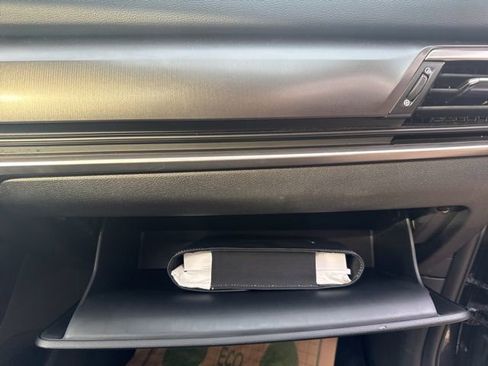 Used 2025 Kia Telluride S image 38