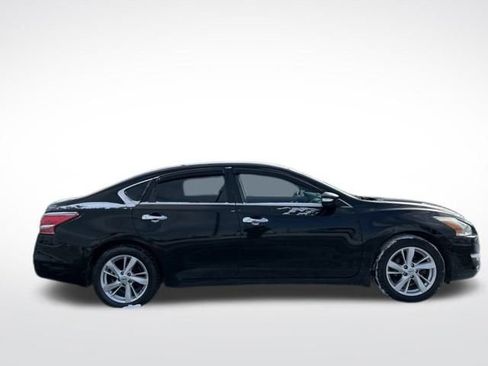 Used 2014 Nissan Altima 2.5 SV w/ Convenience Package image 17
