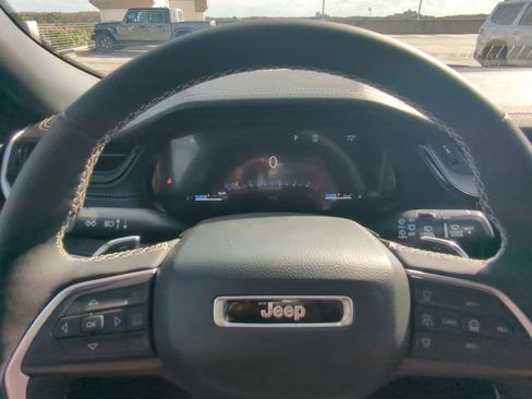 New 2026 Jeep Grand Cherokee Altitude image 31