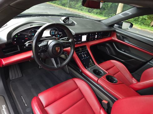 Used 2020 Porsche Taycan Turbo AWD/4WD image 2