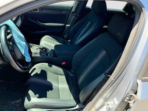 Used 2023 Honda Civic Sport image 19