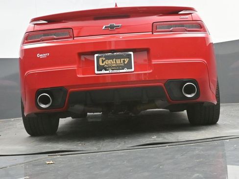 Used 2015 Chevrolet Camaro SS w/ RS Package image 28