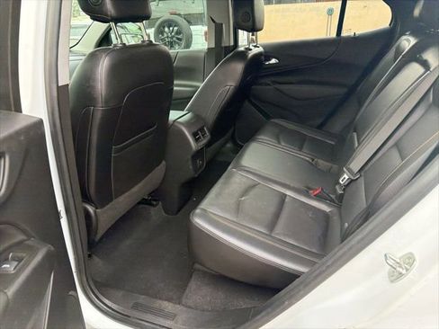 Used 2021 Chevrolet Equinox LT image 21