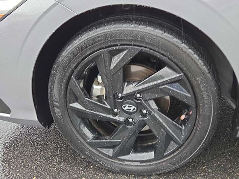 Used 2026 Hyundai Elantra Sport FWD image 16