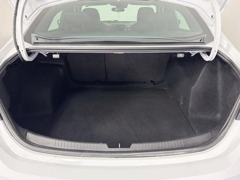 Used 2023 Chevrolet Malibu LT FWD image 42