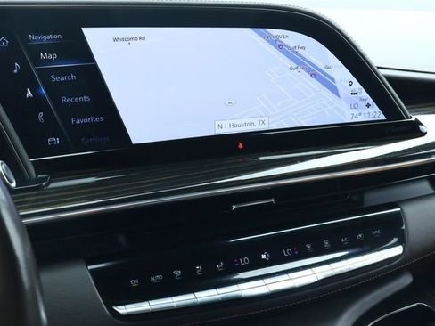 Used 2022 Cadillac Escalade ESV Premium Luxury image 35