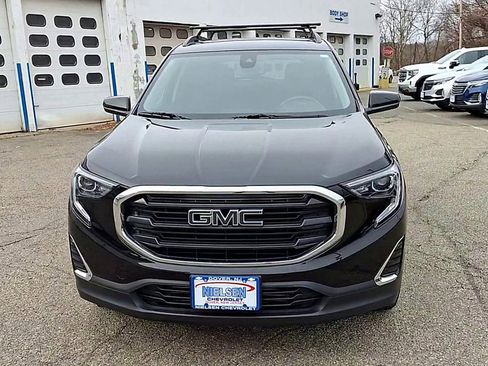 Certified 2021 GMC Terrain SLE w/ Driver Convenience Package image 3