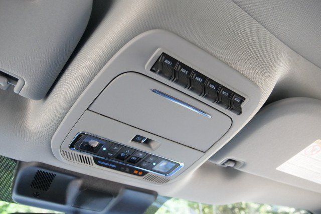 Used 2024 Ford F350 Lariat w/ Lariat Ultimate Package AWD/4WD image 30