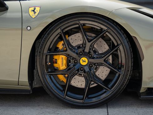 Used 2020 Ferrari F8 Tributo RWD image 10