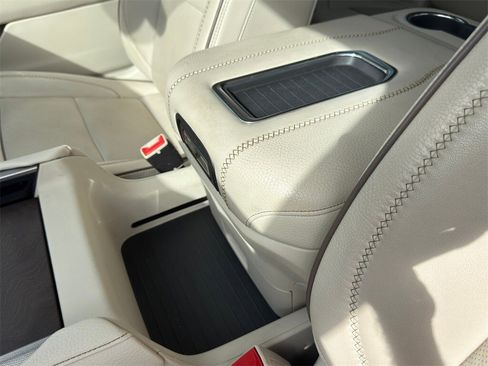 Used 2021 GMC Yukon Denali w/ Denali Ultimate Package image 20