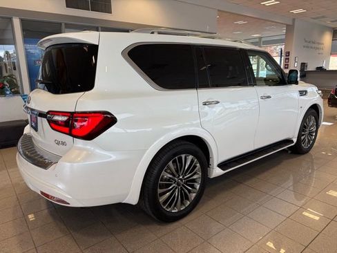 Used 2019 INFINITI QX80 Luxe w/ 22" Wheel Package image 3