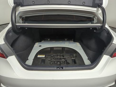 Used 2021 Toyota Camry SE image 18