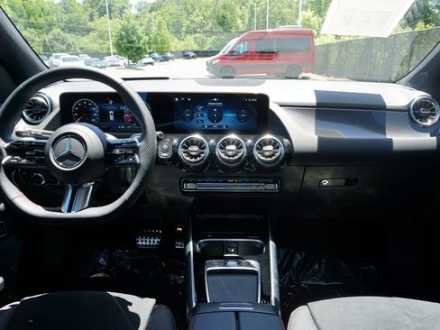 Certified 2026 Mercedes-Benz GLA 250 image 43