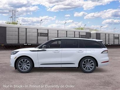 New 2026 Lincoln Aviator AWD w/ Jet Appearance Package
