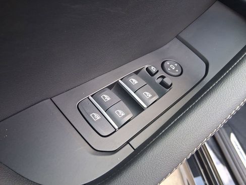 New 2026 BMW X6 M60i w/ Executive Package image 20