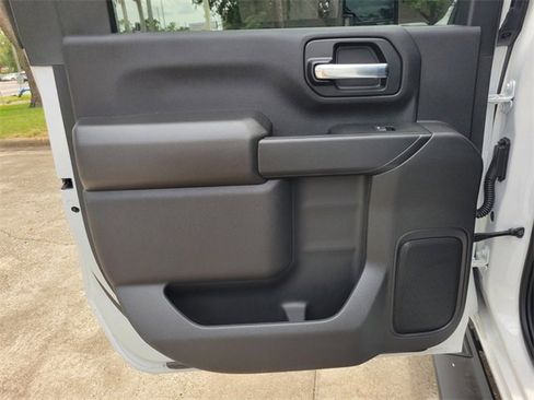 New 2025 Chevrolet Silverado 2500 Custom w/ Custom Value Package image 23