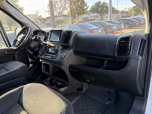 Used 2023 RAM ProMaster 3500 w/ Driver Convenience Group image 16