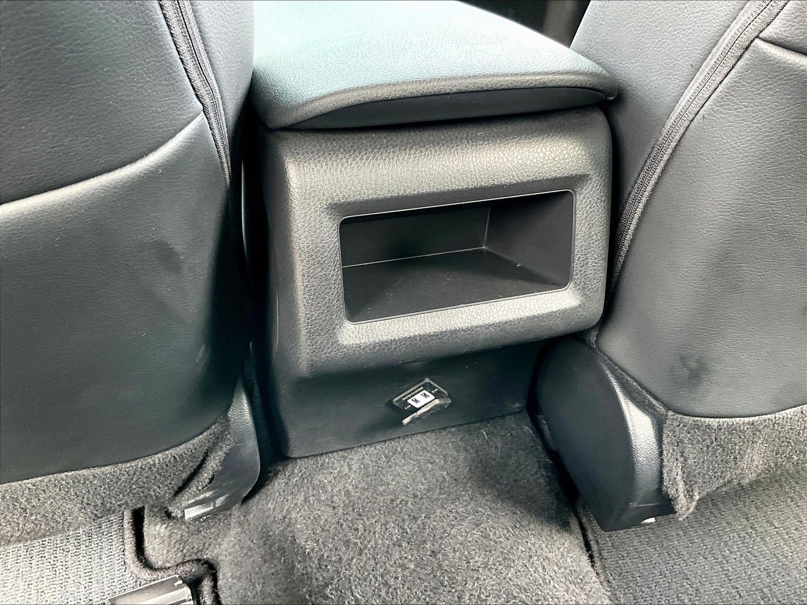Used 2024 Toyota Camry SE FWD image 10