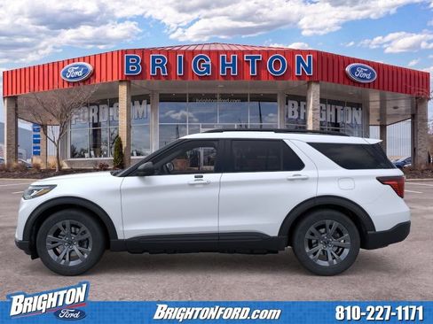 Used 2026 Ford Explorer Active w/ Active Comfort Package AWD/4WD image 2