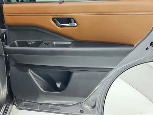 Certified 2024 Nissan Pathfinder Platinum w/ Cargo Package FWD image 35
