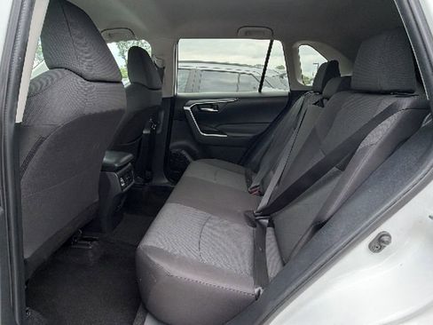 Used 2024 Toyota RAV4 XLE FWD image 13