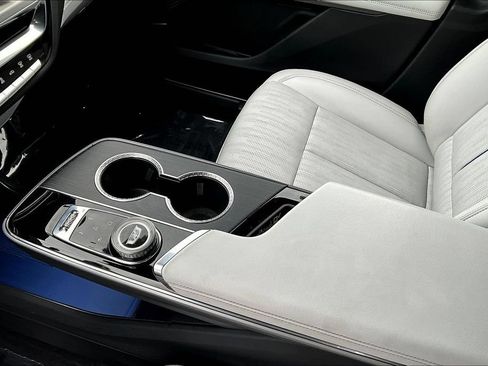 Certified 2025 Cadillac Lyriq Sport w/ LPO, Floor Liner Package AWD/4WD image 18