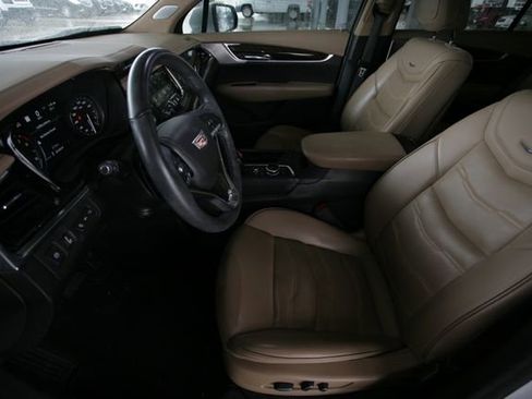 Certified 2021 Cadillac XT6 Premium Luxury w/ Platinum Package image 8