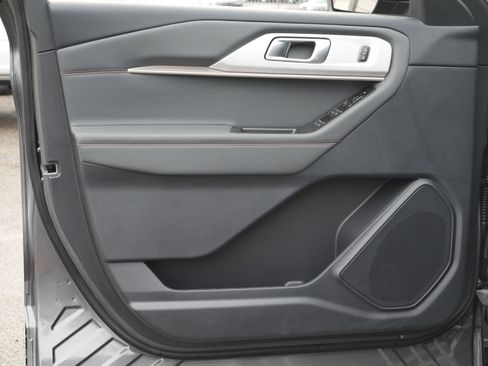 New 2026 Ford Explorer Active image 34