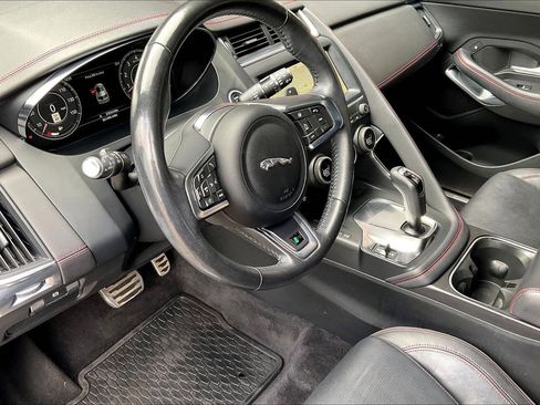 Used 2020 Jaguar E-PACE Checkered Flag image 14