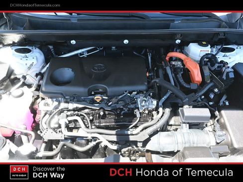 Used 2022 Toyota RAV4 XLE AWD/4WD image 24