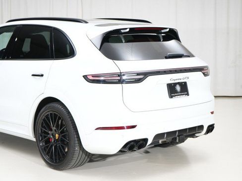 Used 2021 Porsche Cayenne GTS image 24