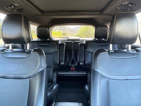 Used 2022 Ford Explorer ST w/ Equipment Group 401A AWD/4WD image 34